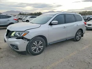 2017 NISSAN PATHFINDER