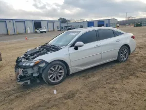 2022 TOYOTA AVALON