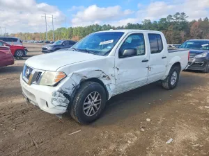 2015 NISSAN FRONTIER