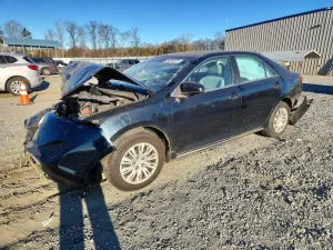 2013 TOYOTA CAMRY