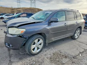 2015 TOYOTA HIGHLANDER