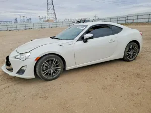 2015 TOYOTA SCION