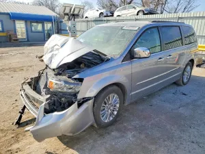 2015 CHRYSLER MINIVAN