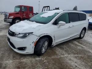 2019 CHRYSLER PACIFICA
