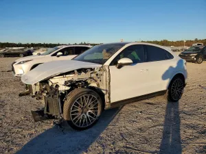 2022 PORSCHE CAYENNE