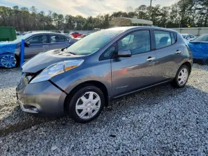 2015 NISSAN LEAF
