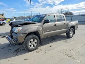 2013 TOYOTA TACOMA