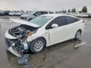 2019 TOYOTA PRIUS