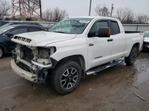 2015 TOYOTA TUNDRA