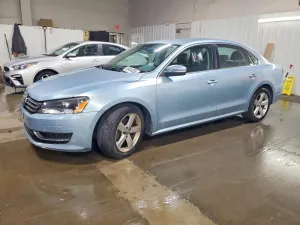 2013 VOLKSWAGEN PASSAT