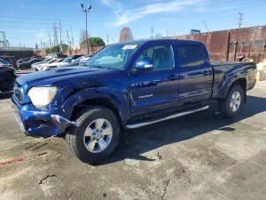2015 TOYOTA TACOMA