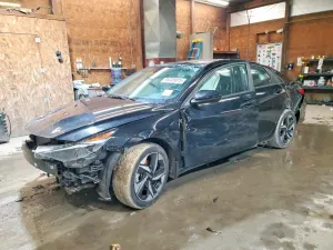 2023 HYUNDAI ELANTRA