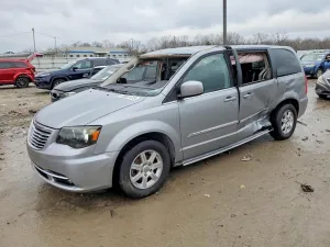 2013 CHRYSLER MINIVAN