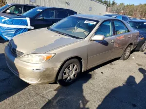 2004 TOYOTA CAMRY