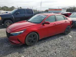 2022 HYUNDAI ELANTRA