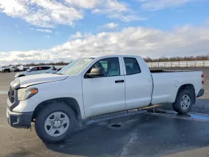 2018 TOYOTA TUNDRA
