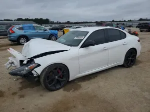 2020 ALFA ROMEO GIULIA