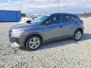 2024 NISSAN KICKS