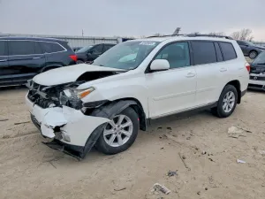 2013 TOYOTA HIGHLANDER