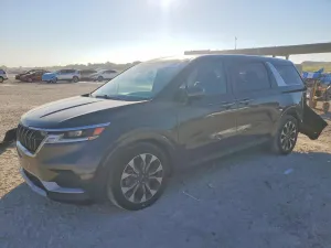 2024 KIA CARNIVAL E