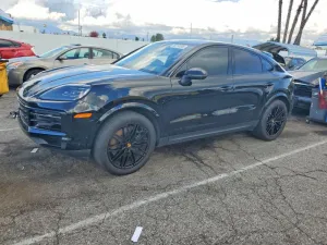 2024 PORSCHE CAYENNE