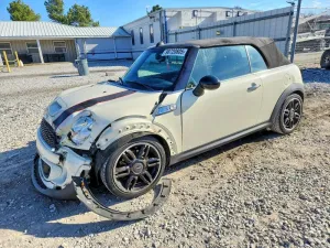 2014 MINI COOPER