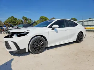 2025 TOYOTA CAMRY