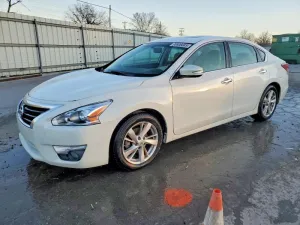 2014 NISS ALTIMA