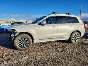 2021 VOLVO XC90 T8 RE