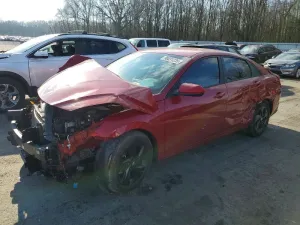 2023 HYUNDAI ELANTRA