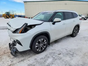 2022 TOYOTA HIGHLANDER