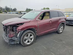2015 TOYOTA HIGHLANDER