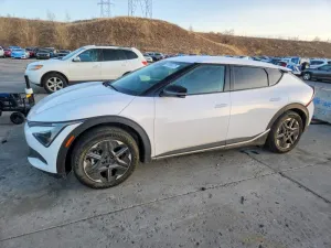 2025 KIA EV6 LIGHT