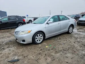 2010 TOYOTA CAMRY
