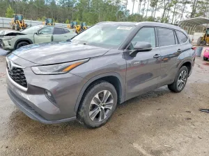 2021 TOYOTA HIGHLANDER