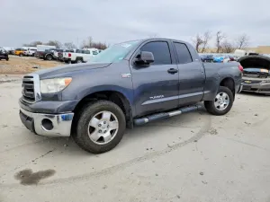 2011 TOYOTA TUNDRA