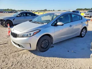 2017 KIA FORTE