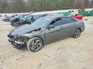 2025 HYUNDAI ELANTRA