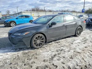 2020 TOYOTA AVALON