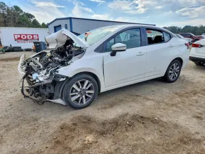 2020 NISSAN VERSA