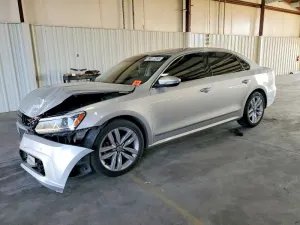 2017 VOLKSWAGEN PASSAT