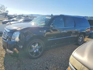 2010 CADILLAC ESCALADE