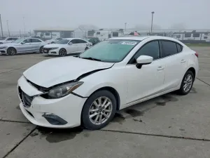 2014 MAZDA 3