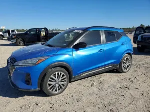 2024 NISSAN KICKS