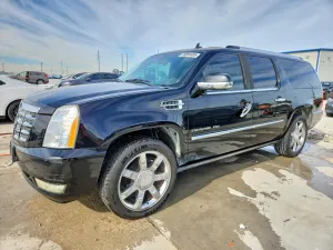 2010 CADILLAC ESCALADE