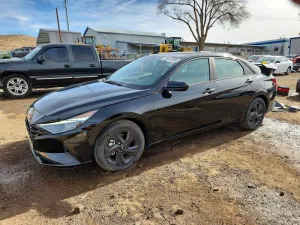 2023 HYUNDAI ELANTRA