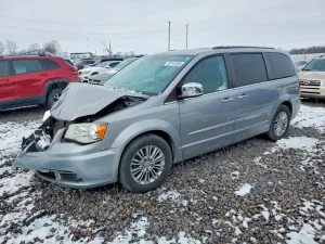 2016 CHRYSLER MINIVAN