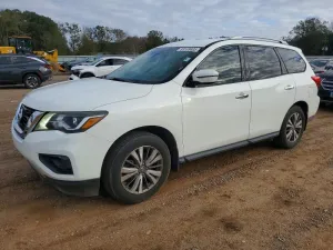 2017 NISSAN PATHFINDER