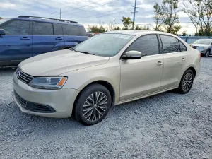 2013 VOLKSWAGEN JETTA