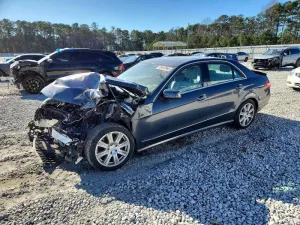 2013 MERCEDES-BENZ E-CLASS